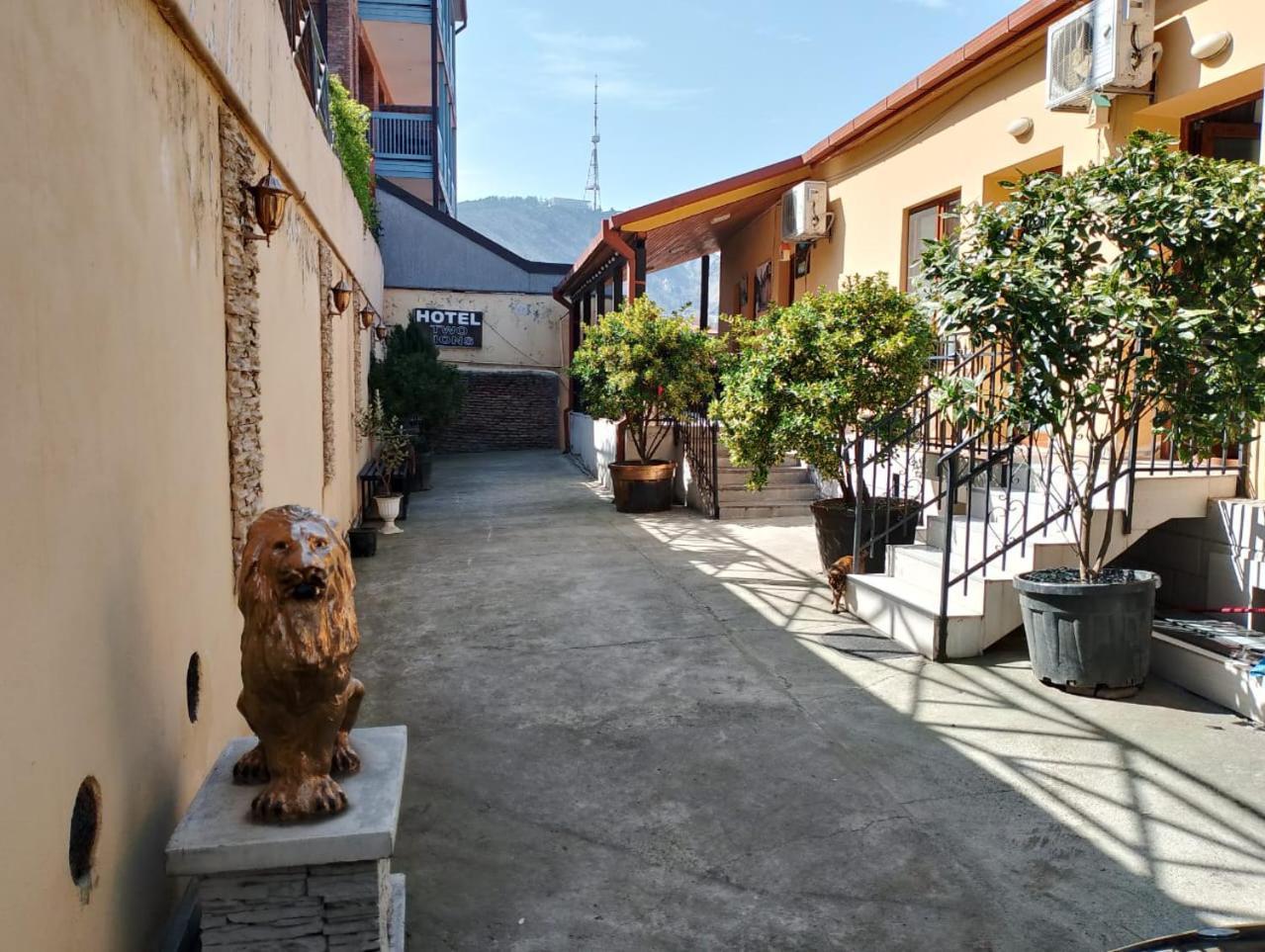 Two Lions Hotel Tbilisi Exteriér fotografie