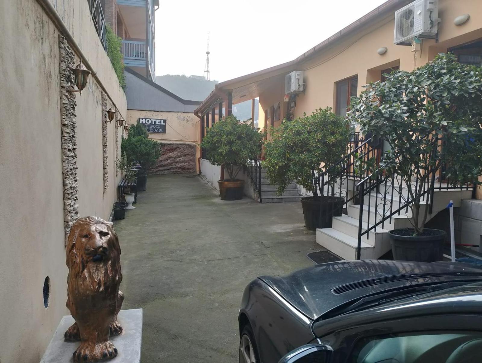 Two Lions Hotel Tbilisi Exteriér fotografie